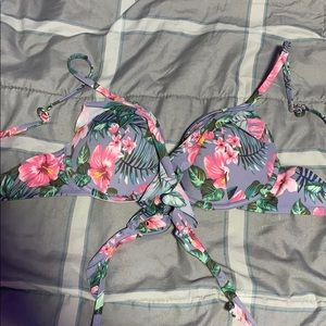 Bikini top
